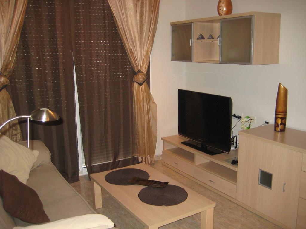 Apartamento Illa Mar Sant Carles De La Rapita Room photo